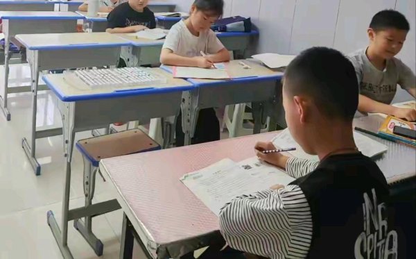 配资著名炒股配资门户 6个不起眼的小生意，1个人就能干，1年也能挣上万